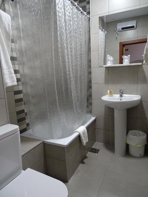 Hostal Argentina Caceres Ngoại thất bức ảnh