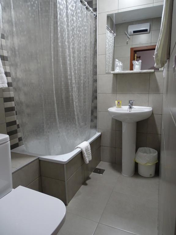 Hostal Argentina Caceres Ngoại thất bức ảnh