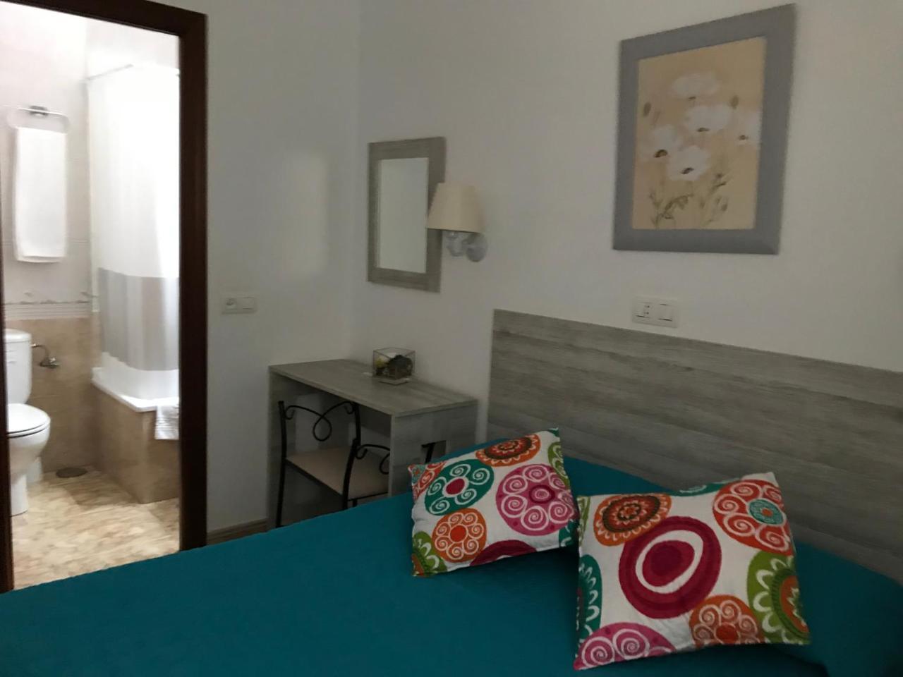 Hostal Argentina Caceres Ngoại thất bức ảnh