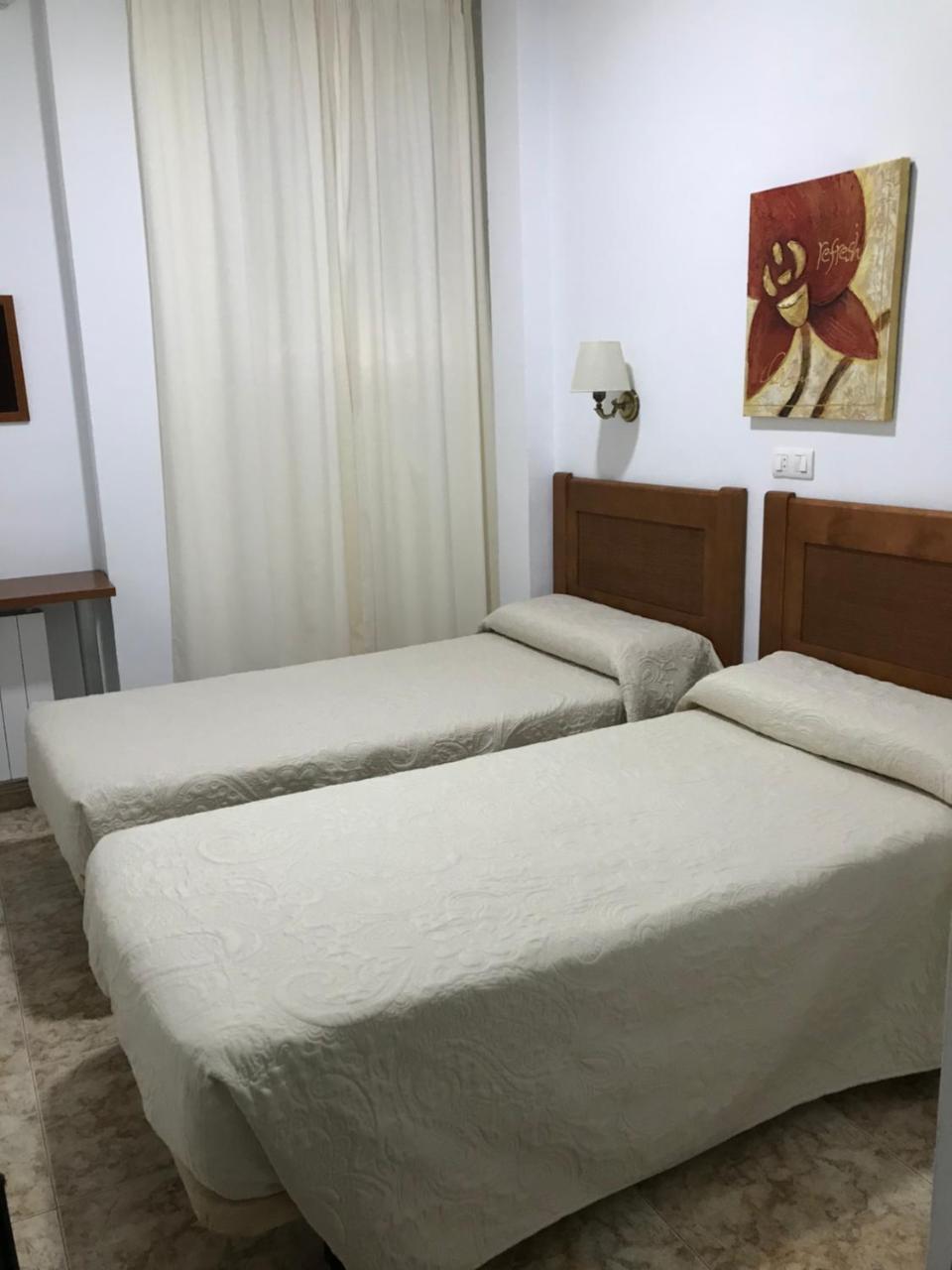 Hostal Argentina Caceres Ngoại thất bức ảnh