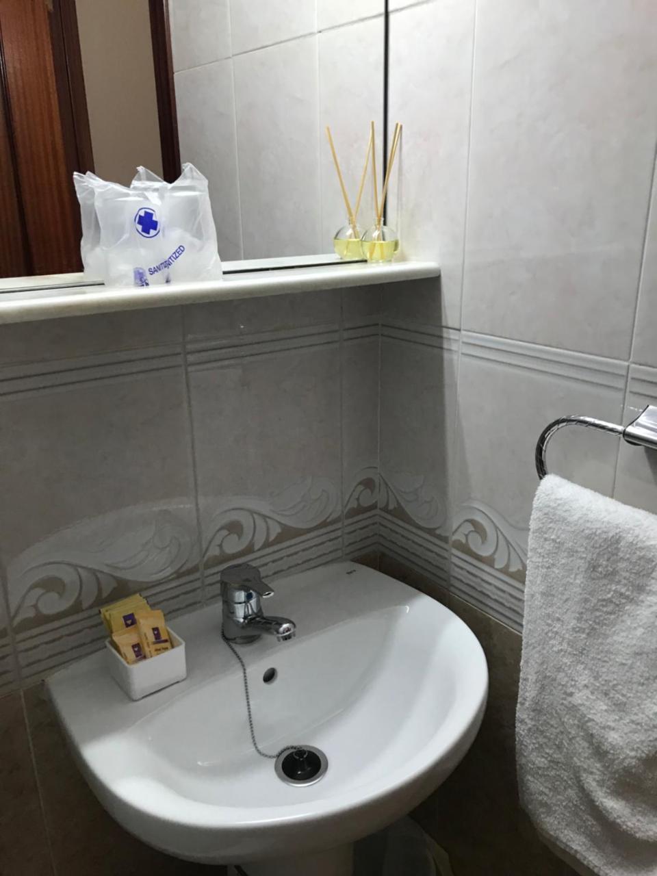 Hostal Argentina Caceres Ngoại thất bức ảnh